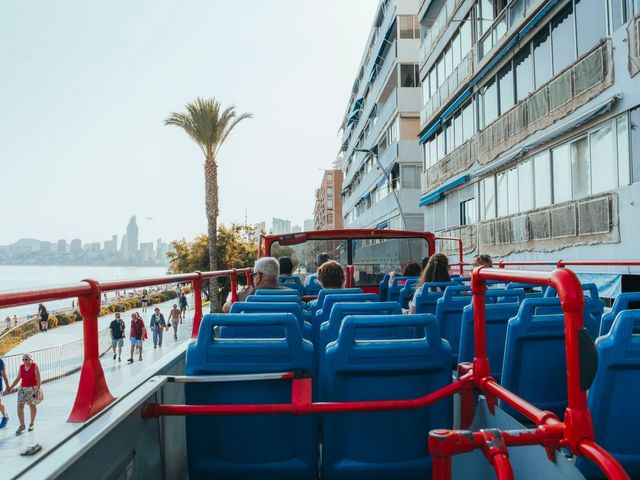 Turizm midibüsü, gezi güzergahında